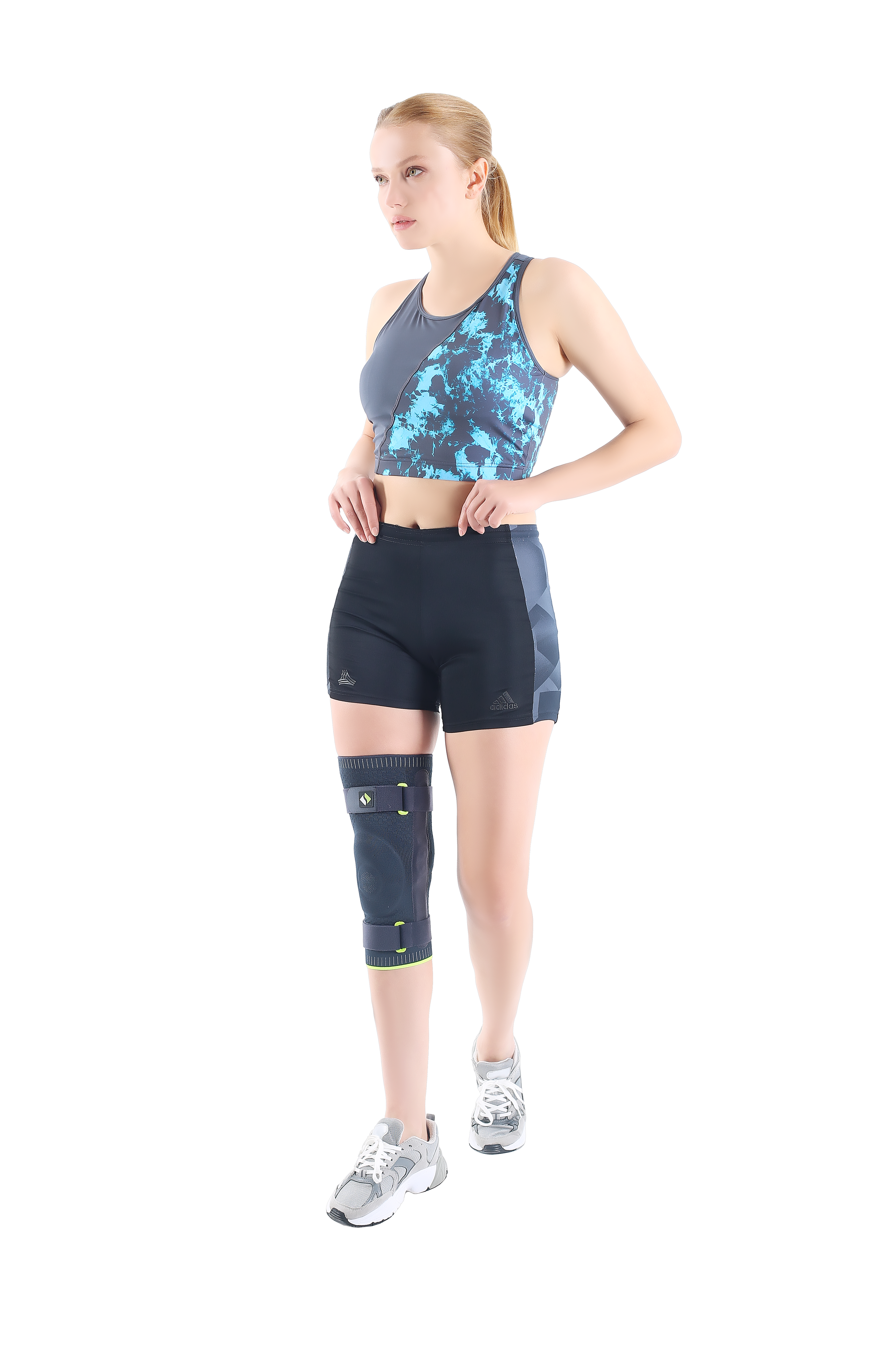 REF 703 Knee bandage, knitted, hinged with a pad